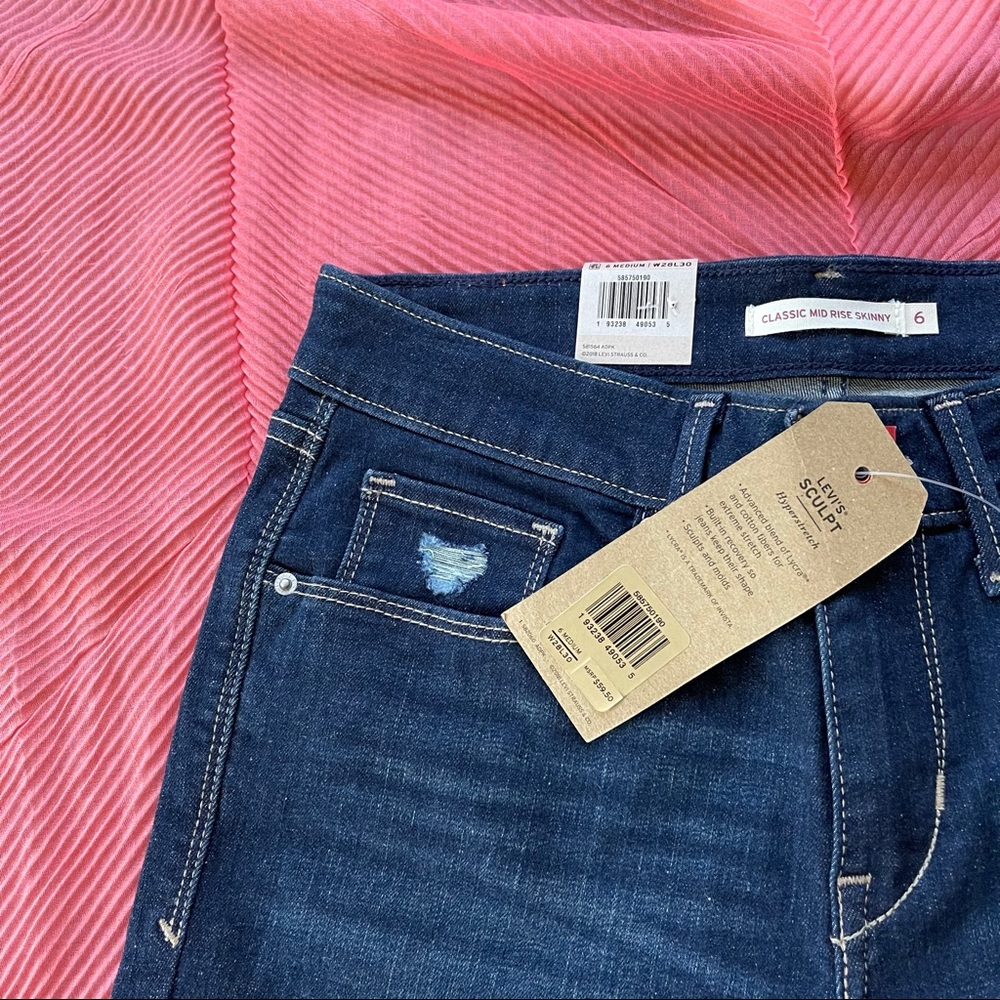 LEVI’S JEANS - Picture 5 of 6